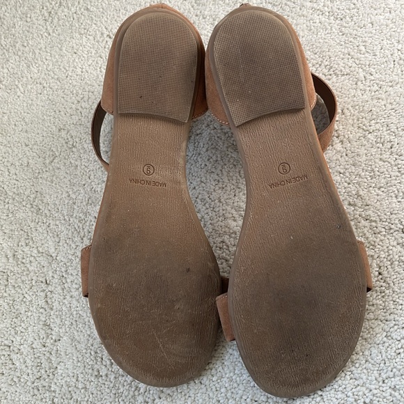 American Rag Sandal - Picture 10 of 11